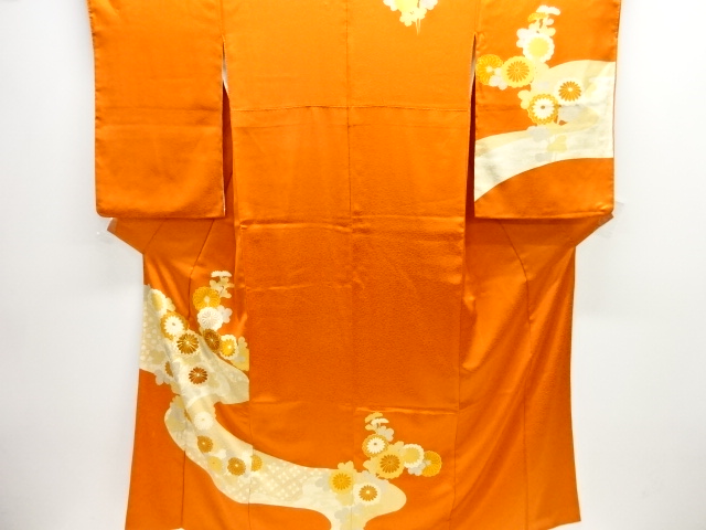 JAPANESE KIMONO / HOMONGI / EMBROIDERY / KIKU